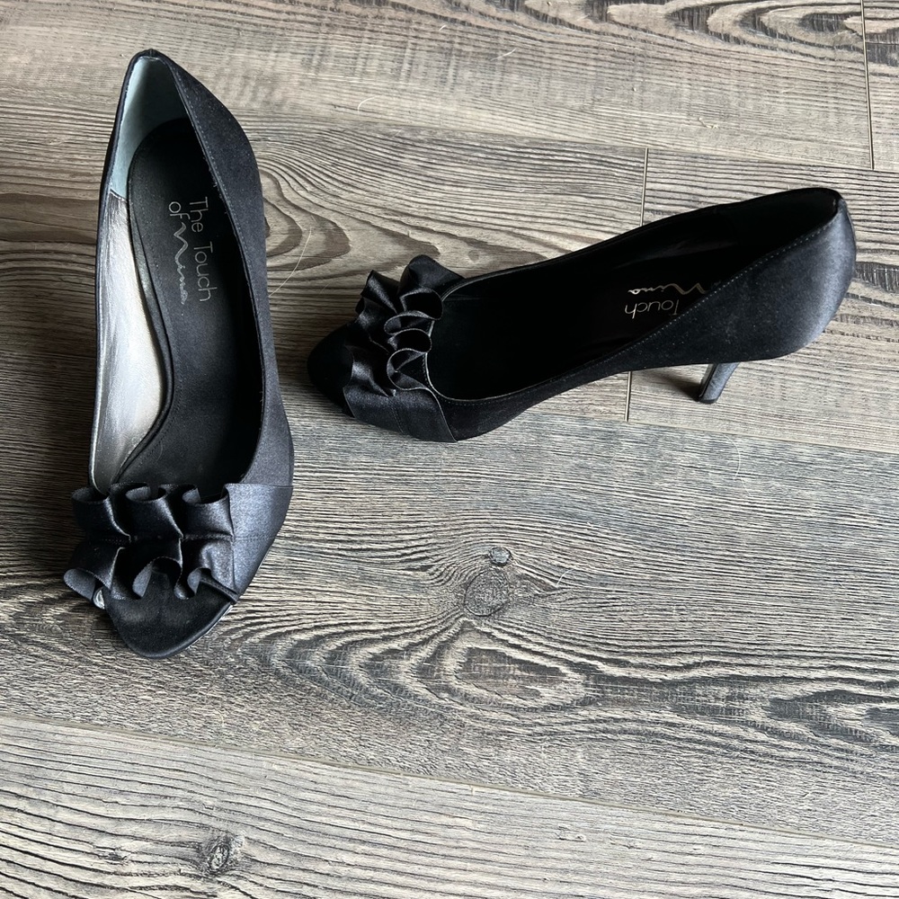 The Touch Nina pumps